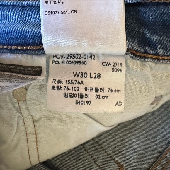 Levi’s Premium 501 button-fly jeans - Picture 3 of 9